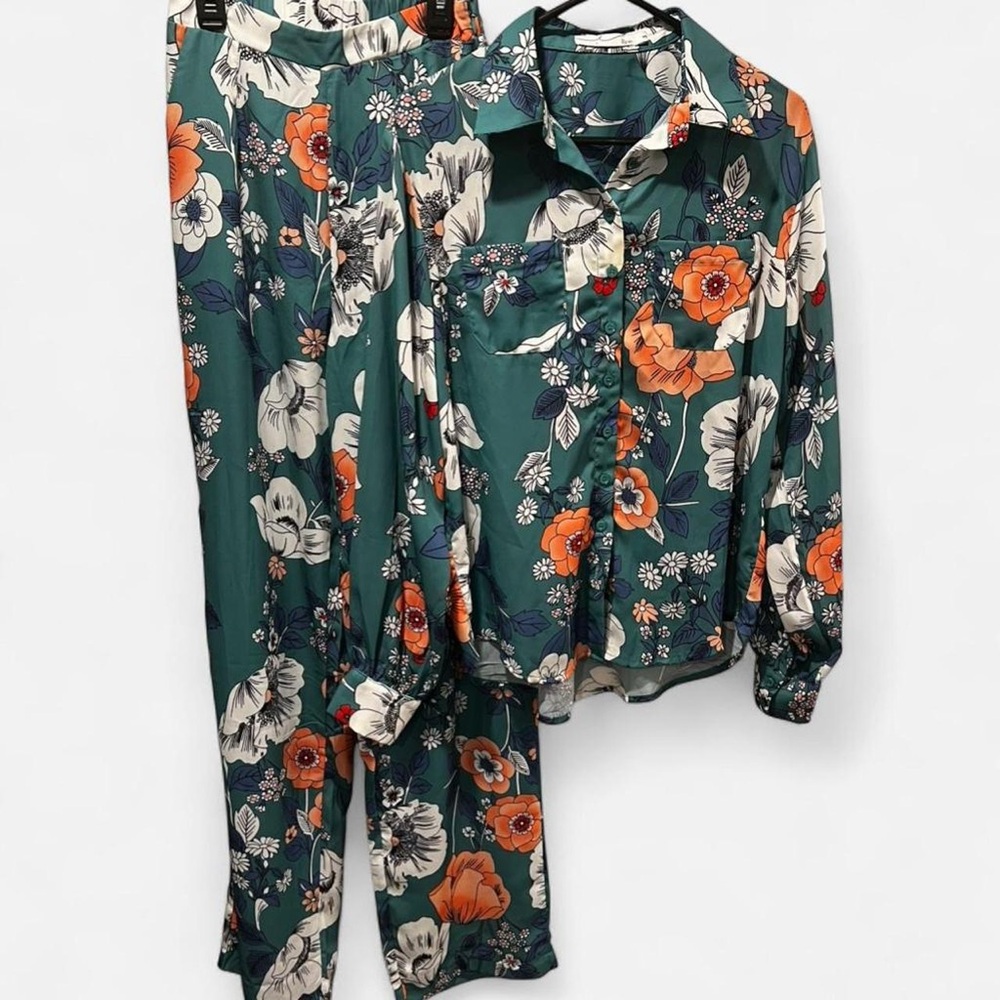 Egreis Floral Teal and Orange Blouse